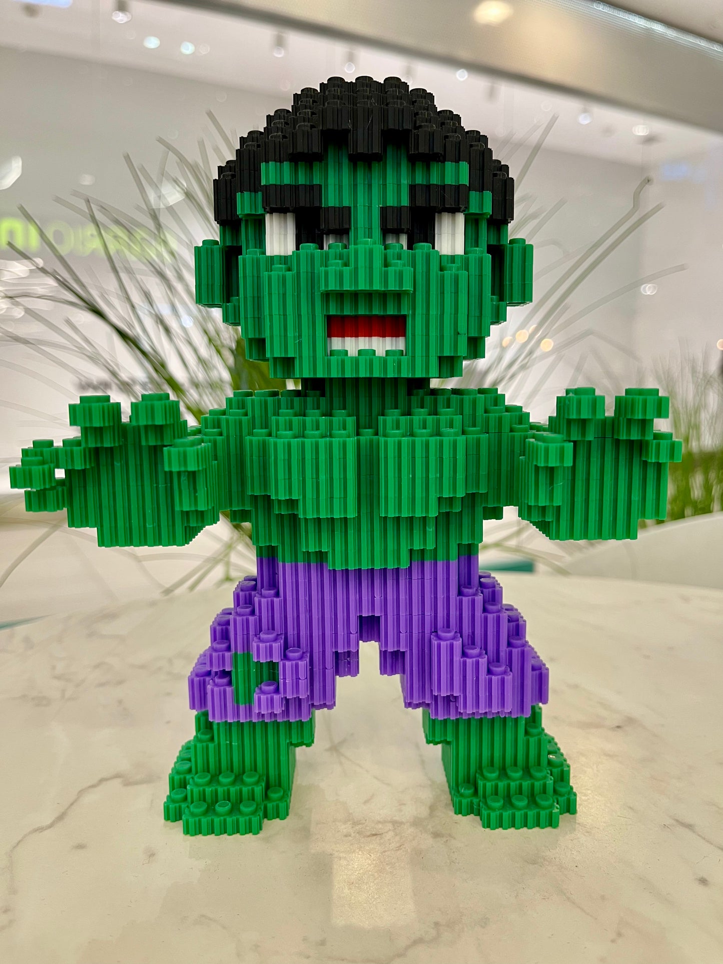 Figura pixel armable de Hulk