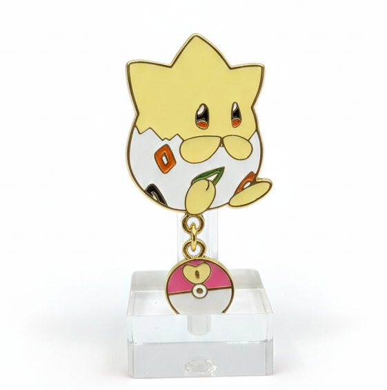 Pines de Pokémon con colgante