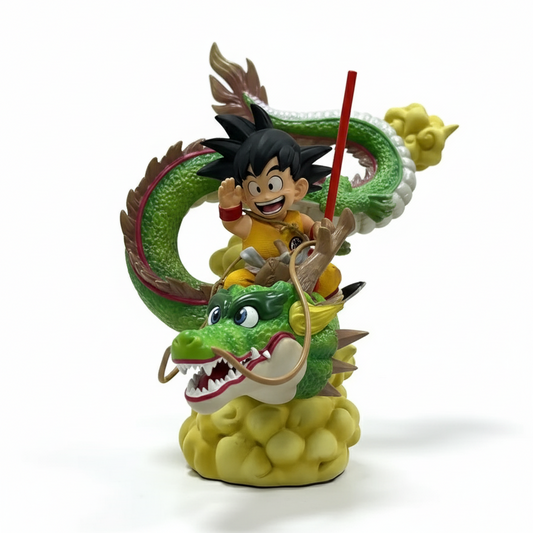 Figura Son Goku con báculo sagrado sobre Shenlong de Dragon Ball
